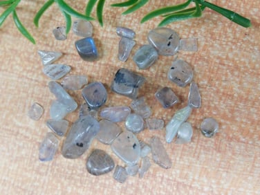 LABRADORITE ROCK STONE LAPIDARY SPECIMEN