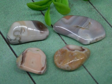 PEACH BOTSWANA AGATE ROCK STONE LAPIDARY SPECIMEN