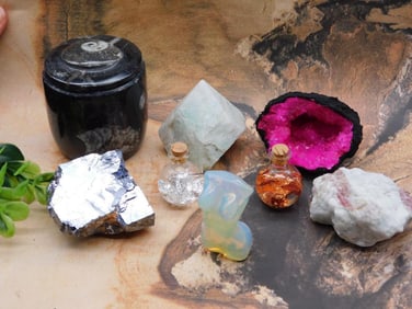 MIXED LOT ROCK STONE LAPIDARY SPECIMEN