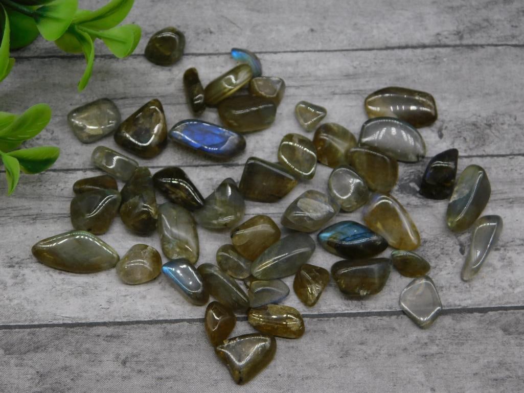 LABRADORITE ROCK STONE LAPIDARY SPECIMEN (1 of 3)