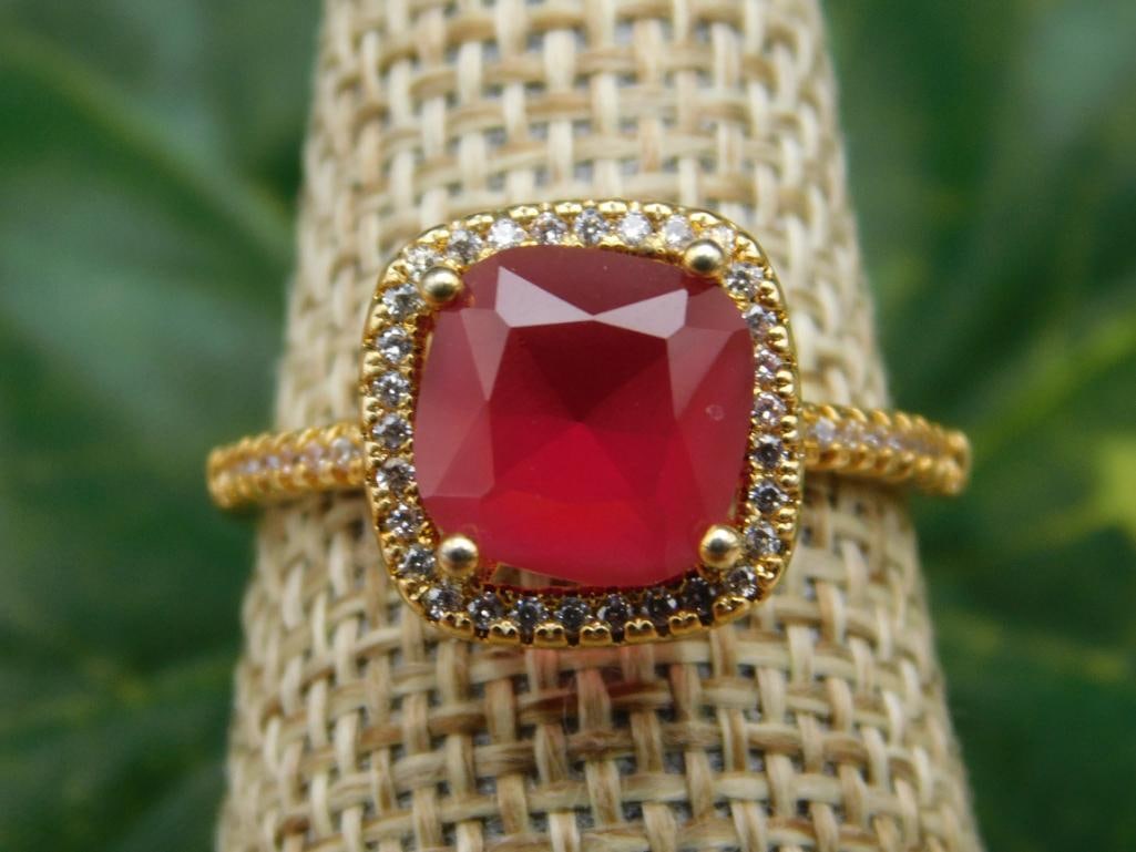 GENUINE STONE RING SIZE 8: GENUINE STONE RING SIZE 8