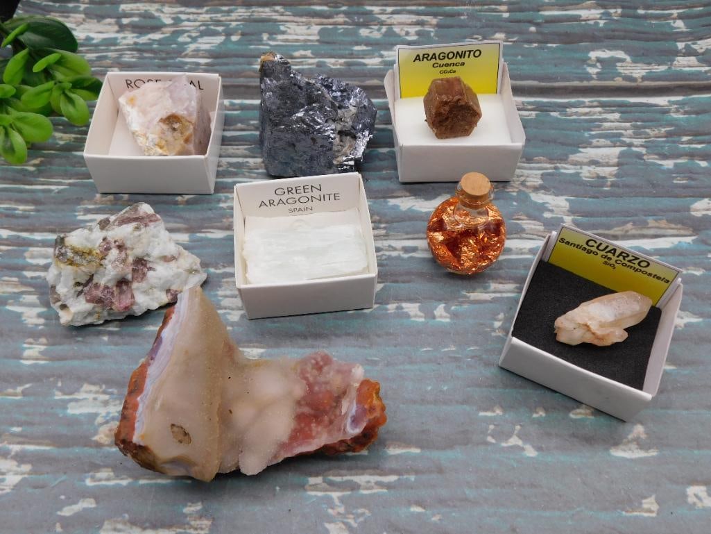 MIXED LOT ROCK STONE LAPIDARY SPECIMEN: MIXED LOT ROCK STONE LAPIDARY SPECIMEN