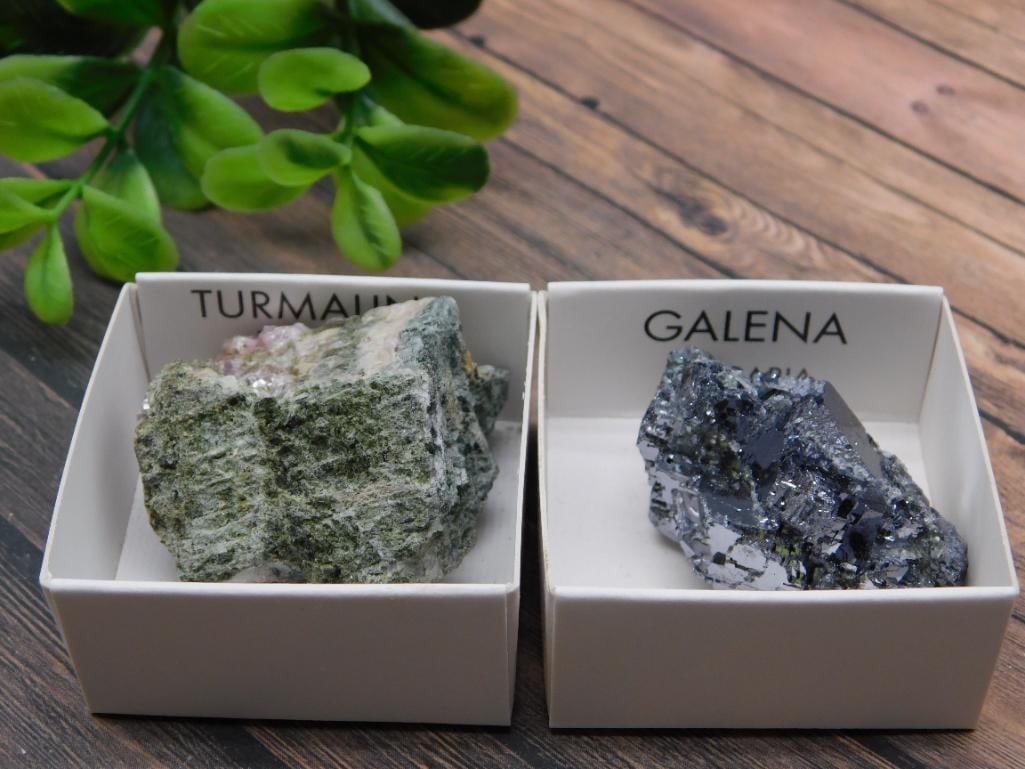 MIXED ROUGH LOT ROCK STONE LAPIDARY SPECIMEN: MIXED ROUGH LOT ROCK STONE LAPIDARY SPECIMEN