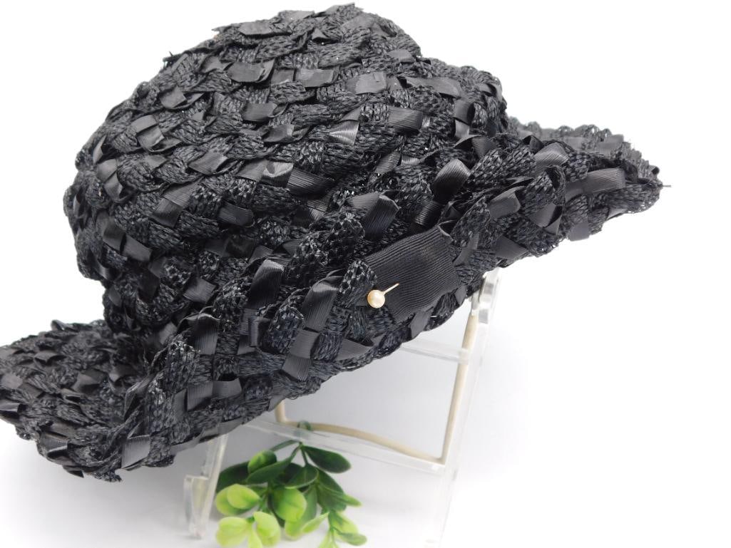 BLACK WOVEN HAT VINTAGE ANTIQUE (1 of 3)