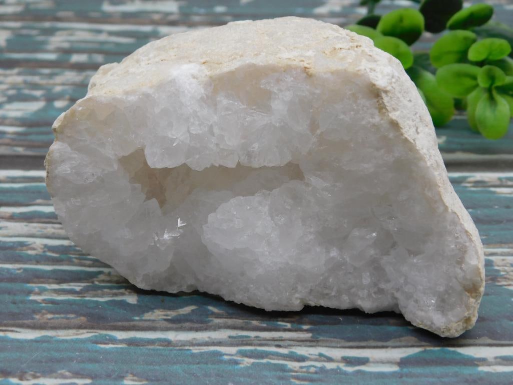 GEODE ROCK STONE LAPIDARY SPECIMEN: GEODE ROCK STONE LAPIDARY SPECIMEN