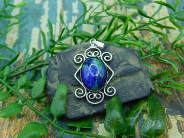AZURITE PENDANT ROCK STONE LAPIDARY SPECIMEN