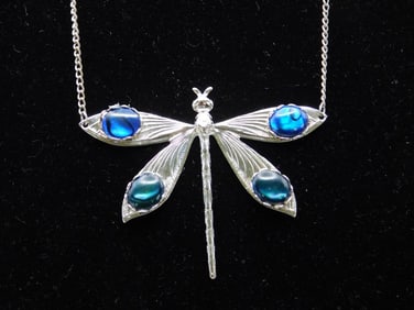 ABALONE STONE DRAGONFLY PENDANT ROCK STONE LAPIDARY SPECIMEN