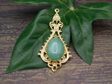 AVENTURINE PENDANT ROCK STONE LAPIDARY SPECIMEN