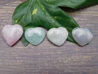 MIXED STONE HEART LOT ROCK STONE LAPIDARY SPECIMEN