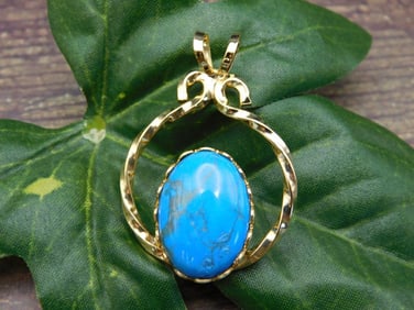 TURQUOISE PENDANT ROCK STONE LAPIDARY SPECIMEN
