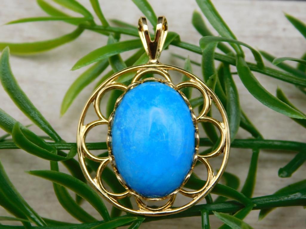 TURQUOISE PENDANT ROCK STONE LAPIDARY SPECIMEN: TURQUOISE PENDANT ROCK STONE LAPIDARY SPECIMEN