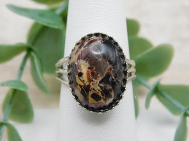 GENUINE STONE RING ROCK STONE LAPIDARY SPECIMEN