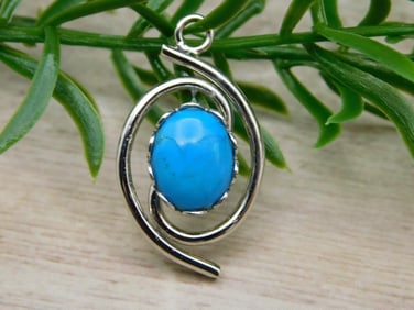 TURQUOISE PENDANT ROCK STONE LAPIDARY SPECIMEN