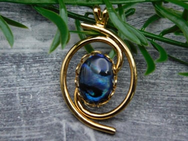 ABALONE STONE PENDANT ROCK STONE LAPIDARY SPECIMEN