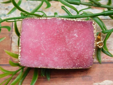 DRUZY QUARTZ PENDANT ROCK STONE LAPIDARY SPECIMEN