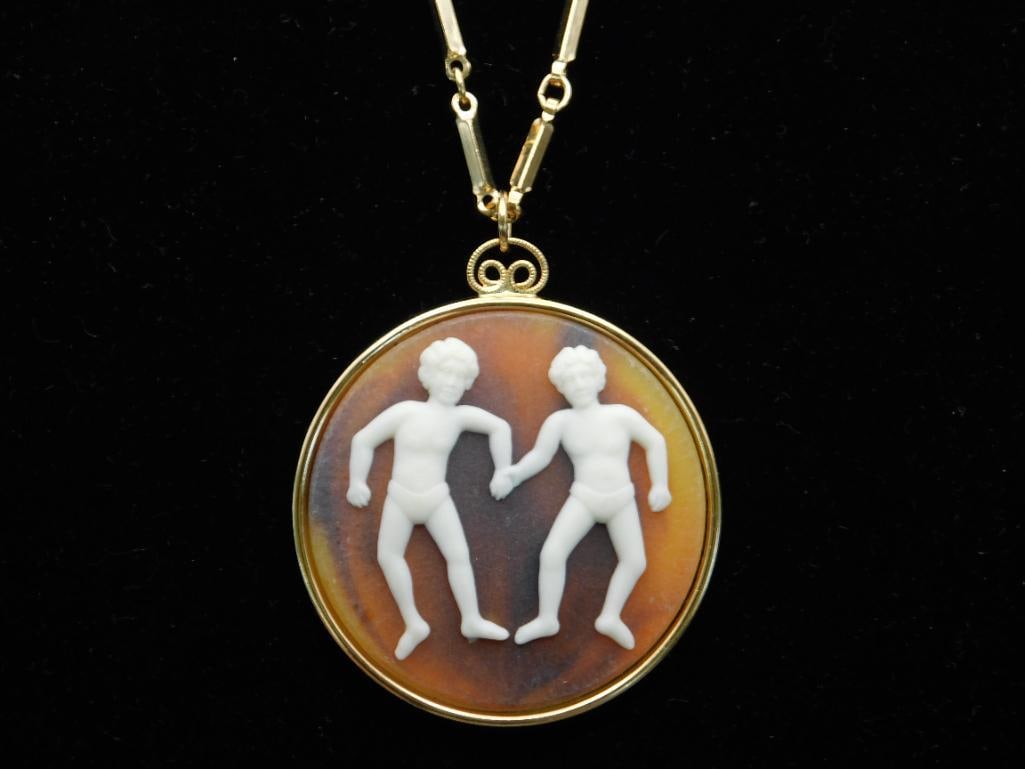 GEMINI PENDANT ON CHAIN NECKLACE ROCK STONE LAPIDARY SPECIMEN: GEMINI PENDANT ON CHAIN NECKLACE ROCK STONE LAPIDARY SPECIMEN