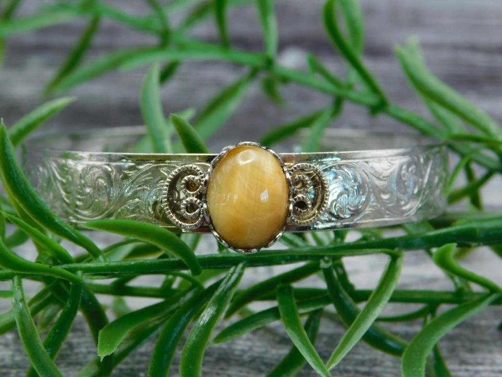 GENUINE STONE CUFF BRACELET ROCK STONE LAPIDARY SPECIMEN: GENUINE STONE CUFF BRACELET ROCK STONE LAPIDARY SPECIMEN