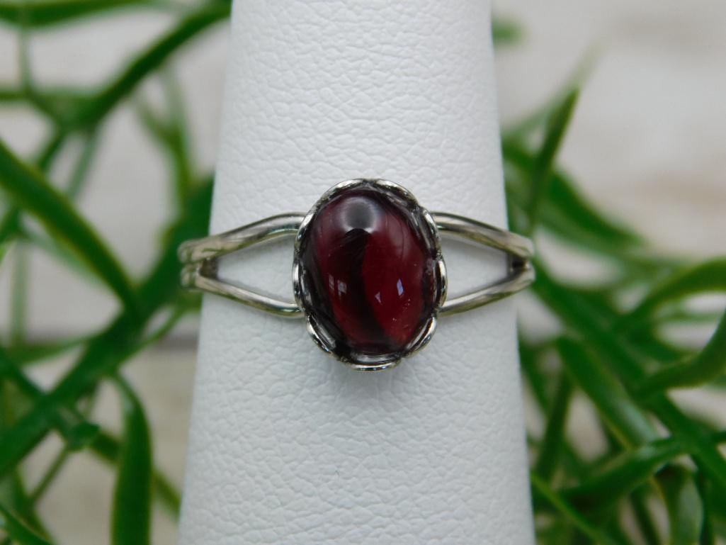 ABALONE STONE RING ROCK STONE LAPIDARY SPECIMEN: ABALONE STONE RING ROCK STONE LAPIDARY SPECIMEN