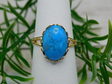 TURQUOISE RING ROCK STONE LAPIDARY SPECIMEN