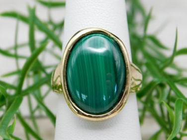 MALACHITE RING ROCK STONE LAPIDARY SPECIMEN