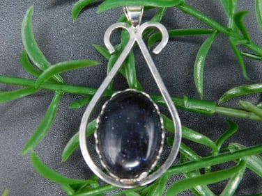 BLUE GOLDSTONE PENDANT ROCK STONE LAPIDARY SPECIMEN
