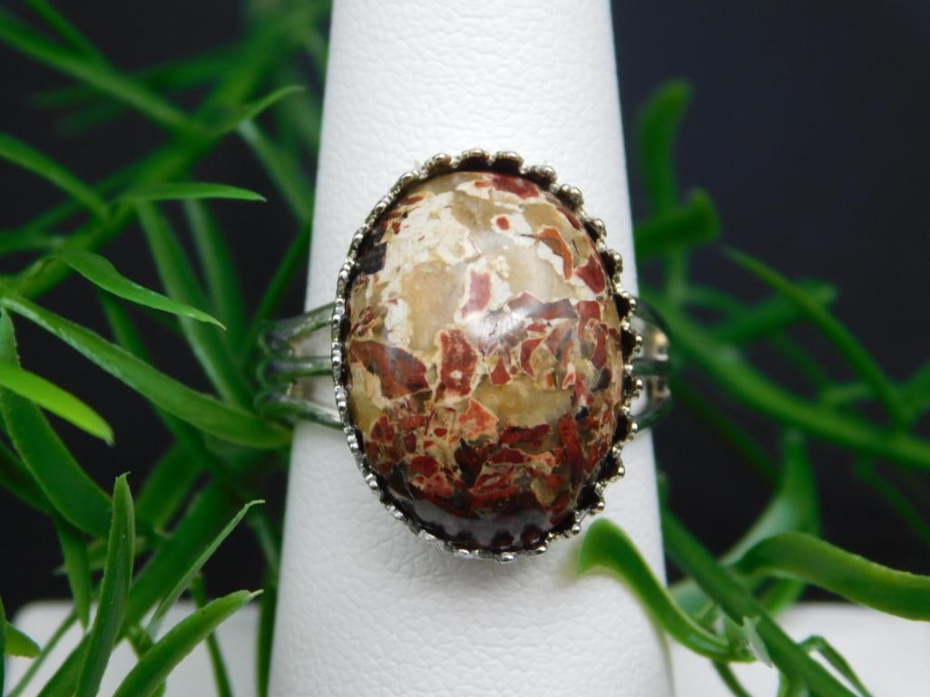 GENUINE STONE RING ROCK STONE LAPIDARY SPECIMEN: GENUINE STONE RING ROCK STONE LAPIDARY SPECIMEN