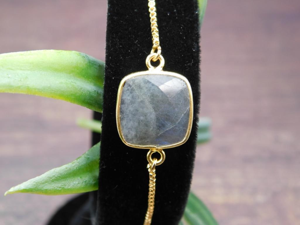 LABRADORITE ADJUSTABLE BRACELET ROCK STONE LAPIDARY SPECIMEN: LABRADORITE ADJUSTABLE BRACELET ROCK STONE LAPIDARY SPECIMEN