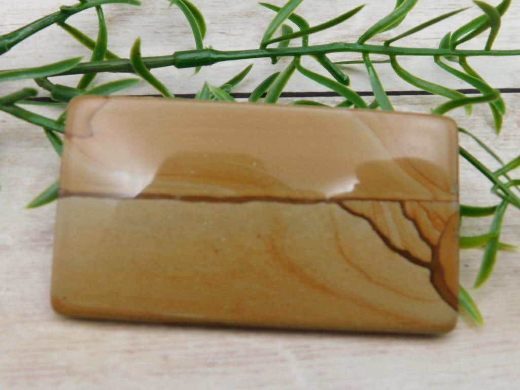 JASPER CABOCHON ROCK STONE LAPIDARY SPECIMEN: JASPER CABOCHON ROCK STONE LAPIDARY SPECIMEN