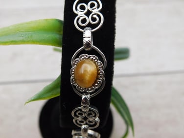 TIGERS EYE BRACELET ROCK STONE LAPIDARY SPECIMEN