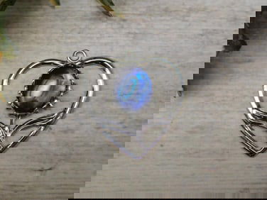 ABALONE STONE HEART PENDANT ROCK STONE LAPIDARY SPECIMEN