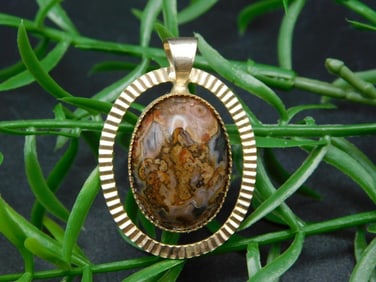 GENUINE STONE PENDANT ROCK STONE LAPIDARY SPECIMEN