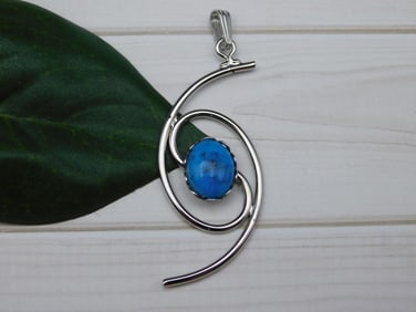 TURQUOISE PENDANT ROCK STONE LAPIDARY SPECIMEN