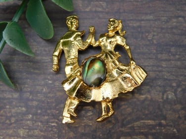 DANCING COUPLE WITH ABALONE STONE ROCK STONE LAPIDARY SPECIMEN