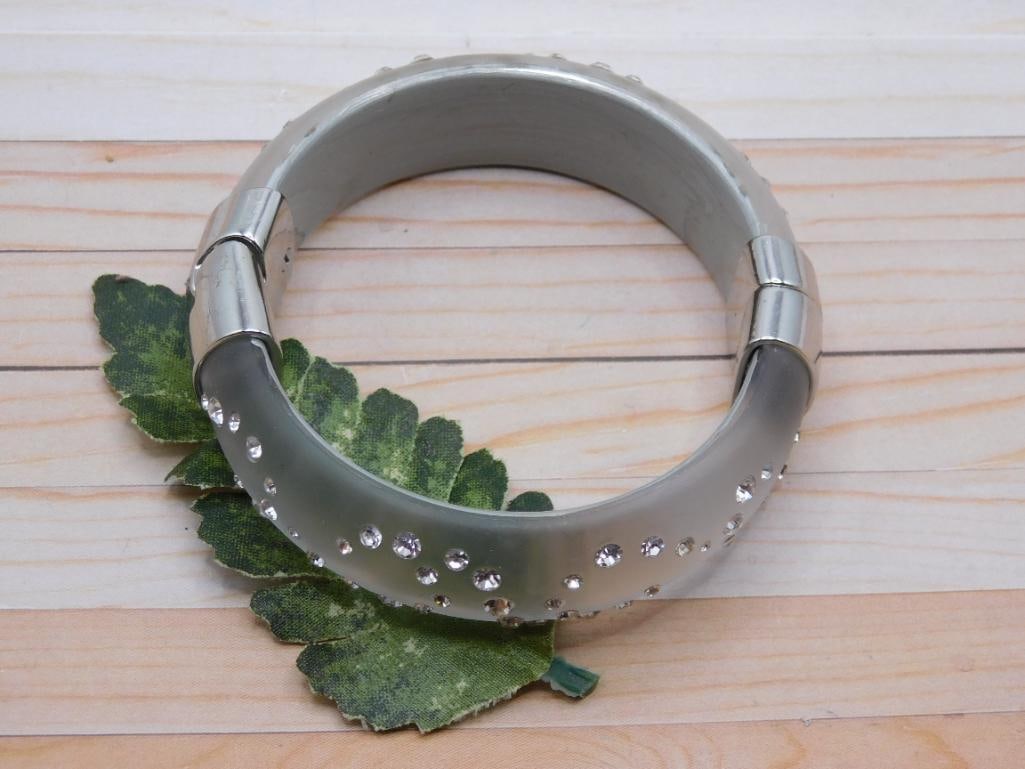 CUFF BRACELET ROCK STONE LAPIDARY SPECIMEN: CUFF BRACELET ROCK STONE LAPIDARY SPECIMEN