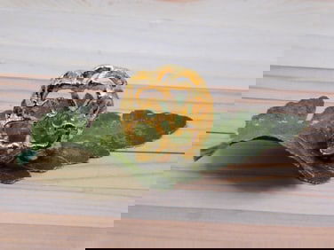 RING ROCK STONE LAPIDARY SPECIMEN