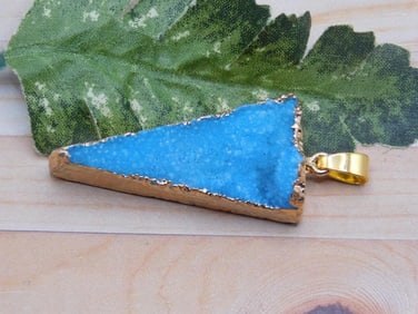 DRUZY QUARTZ PENDANT ROCK STONE LAPIDARY SPECIMEN