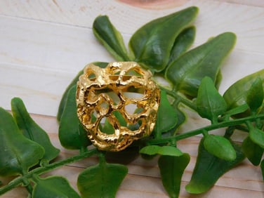 RING ROCK STONE LAPIDARY SPECIMEN