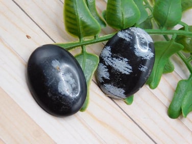 SNOWFLAKE OBSIDIAN CABOCHON ROCK STONE LAPIDARY SPECIMEN