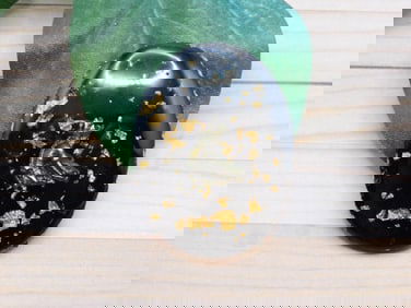 GOLD FLECKED COWBOY CABOCHON ROCK STONE LAPIDARY SPECIMEN