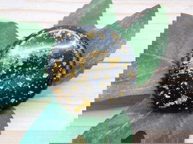 GOLD FLECKED CABOCHON ROCK STONE LAPIDARY SPECIMEN