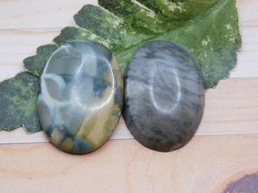 CABOCHONS ROCK STONE LAPIDARY SPEICMEN