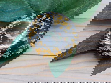 GOLD FLECKED BASS CABOCHON ROCK STONE LAPIDARY SPECIMEN