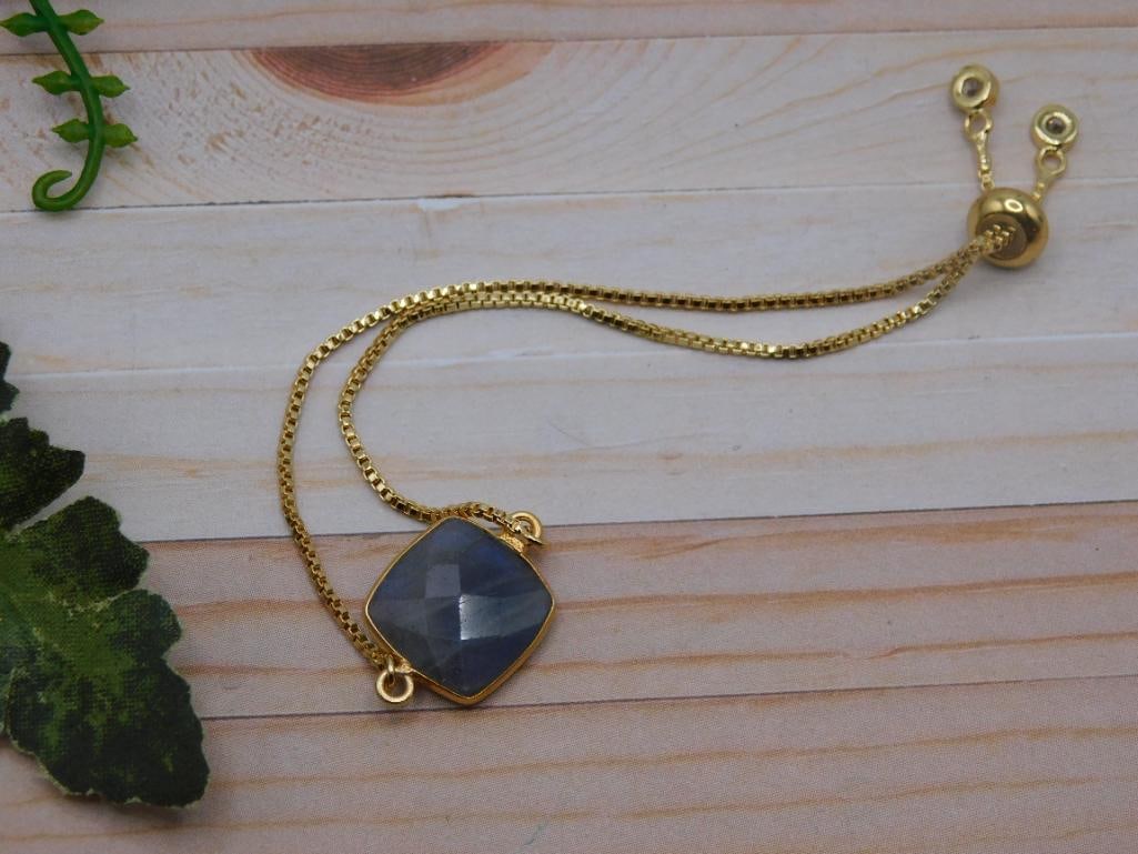 LABRADORITE ADJUSTABLE BRACELET ROCK STONE LAPIDARY SPECIMEN: LABRADORITE ADJUSTABLE BRACELET ROCK STONE LAPIDARY SPECIMEN