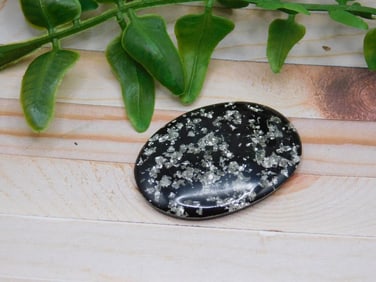 SILVER FLECKED CABOCHON ROCK STONE LAPIDARY SPECIMEN