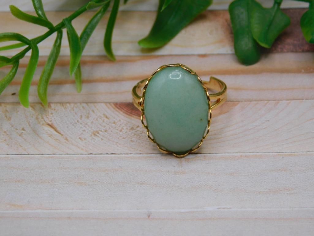 AVENTURINE RING ROCK STONE LAPIDARY SPECIMEN: AVENTURINE RING ROCK STONE LAPIDARY SPECIMEN