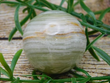 BANDED ONYX SPHERE ROCK STONE LAPIDARY SPECIMEN