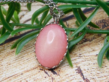 GENUINE STONE PENDANT ON CHAIN NECKLACE ROCK STONE LAPIDARY SPECIMEN