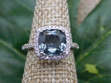 STONE RING ROCK STONE LAPIDARY SPECIMEN