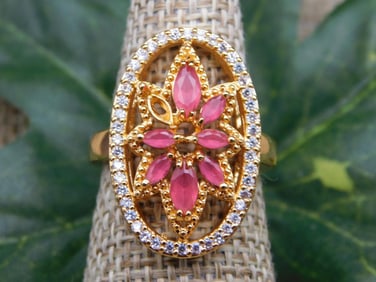 STONE RING ROCK STONE LAPIDARY SPECIMEN