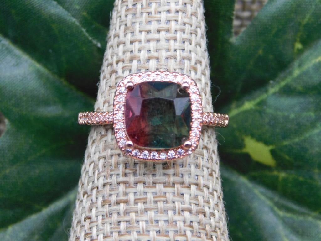 STONE RING ROCK STONE LAPIDARY SPECIMEN: STONE RING ROCK STONE LAPIDARY SPECIMEN